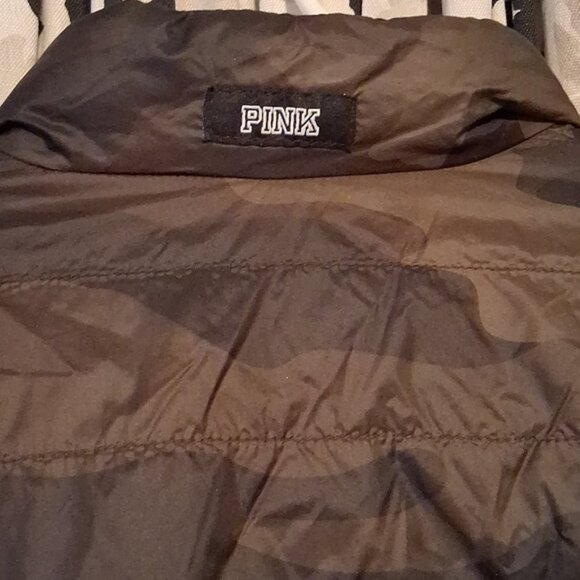 Victoria Swcret PINK Camouflage Jacket - Picture 3 of 4